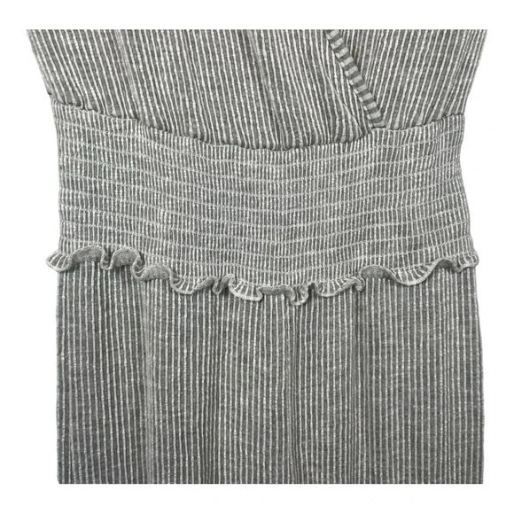 ANTHROPOLOGIE CAUTION TO THE WIND JERSEY ROMPER GRAY CROPPED JUMPER SIZE SMALL - Picture 3 of 6
